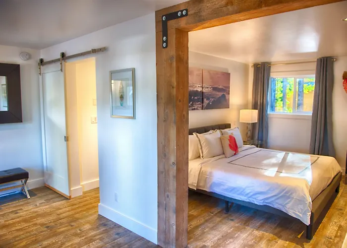 The Francis Boutique Inn